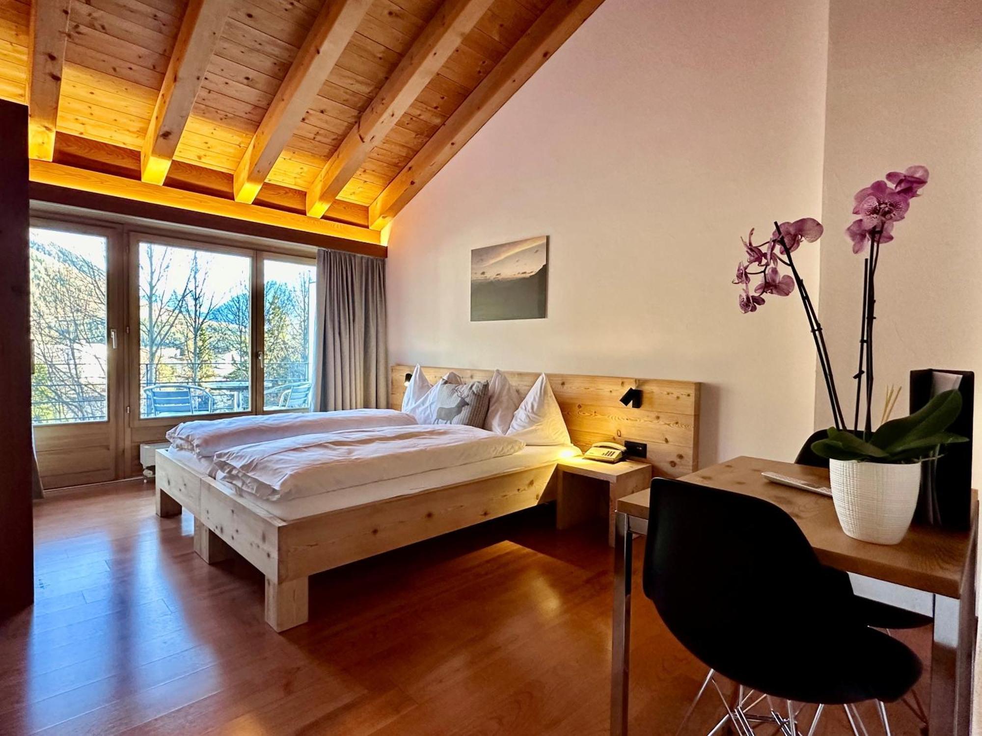 Laagers Hotel Garni Samedan Buitenkant foto