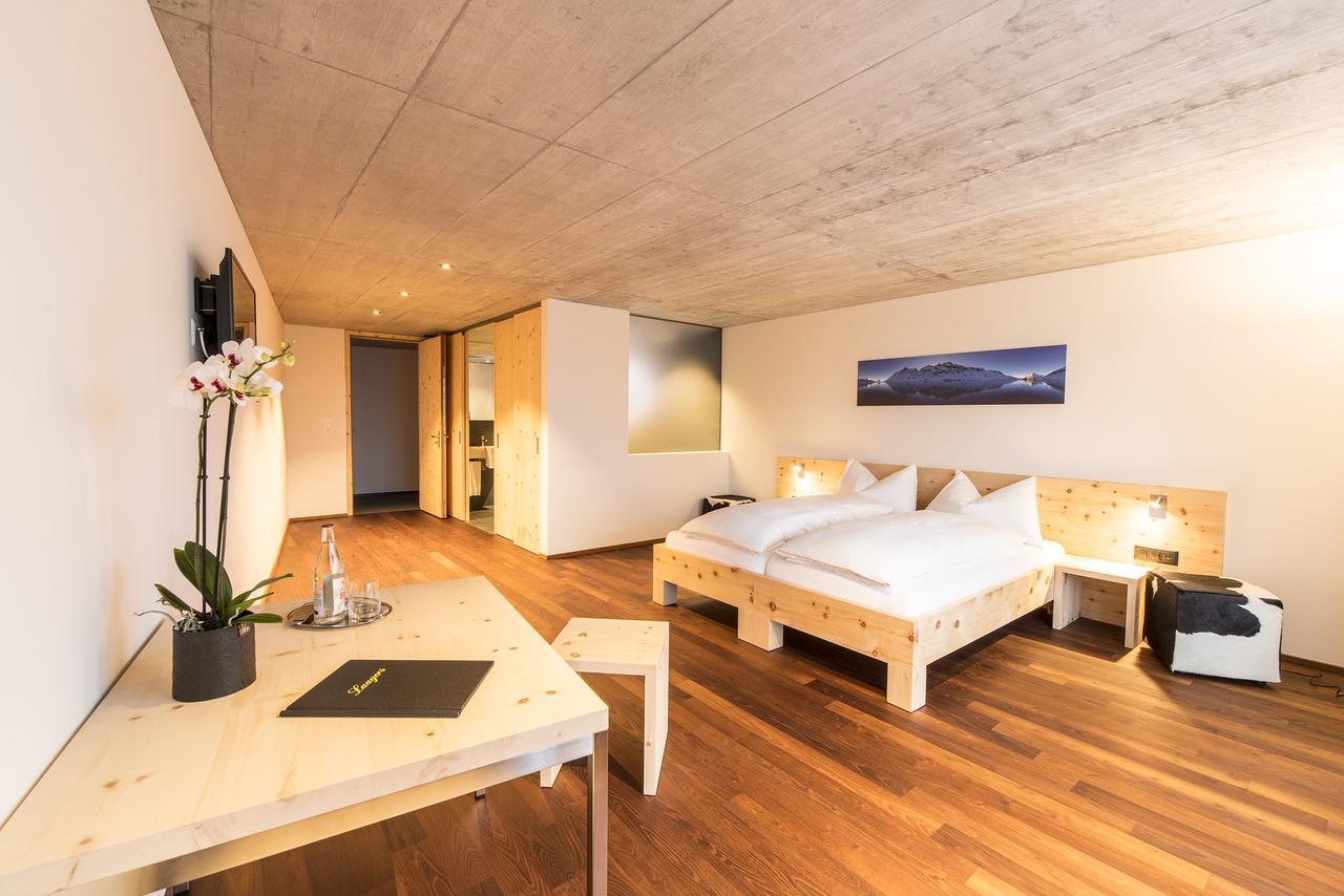 Laagers Hotel Garni Samedan Buitenkant foto